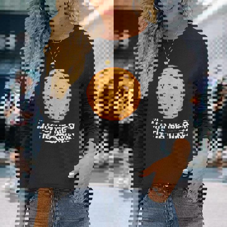 I'm Just Here For The Cookie 面白いチョコレートチップクッキー 長袖Tシャツ 彼女への贈り物