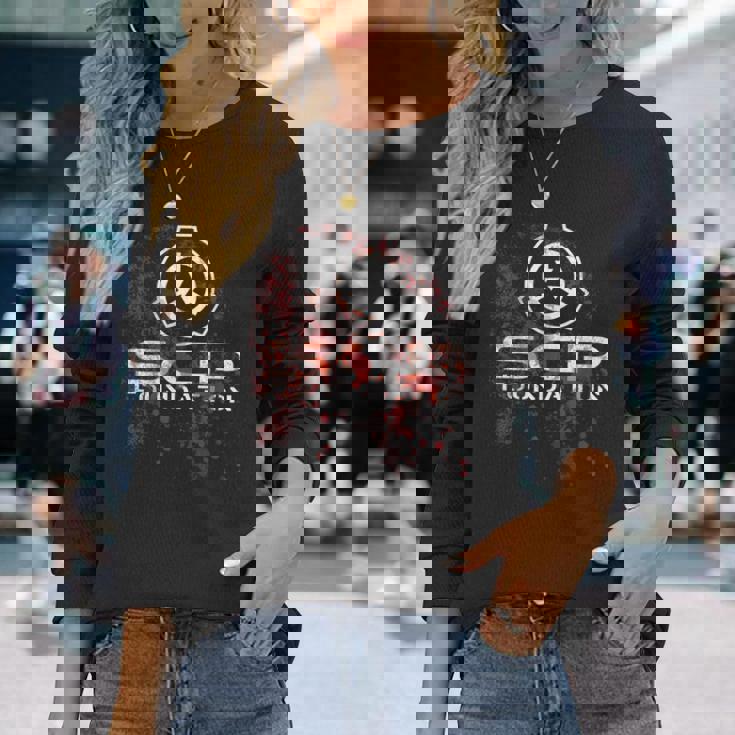 Scp、財団、血で 長袖Tシャツ 彼女への贈り物