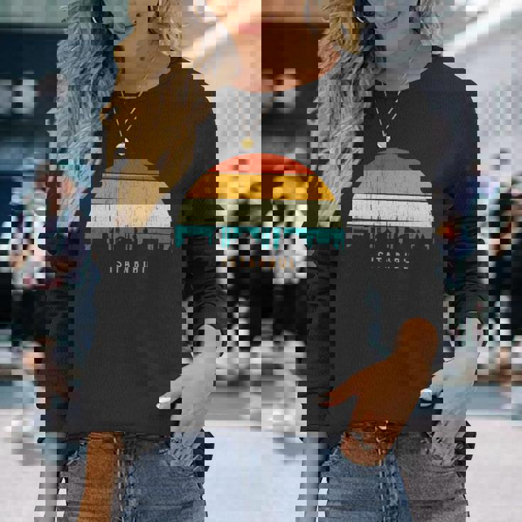 Vintage Retrotyle City Turkeykyline Cityscape Istanbul 長袖tシャツ 長袖Tシャツ 彼女への贈り物