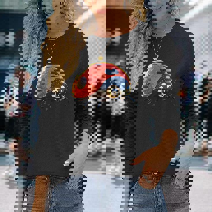 てんとう虫 てんとう虫 愛 昆虫 甲虫 甘い てんとう虫 長袖Tシャツ 彼女への贈り物