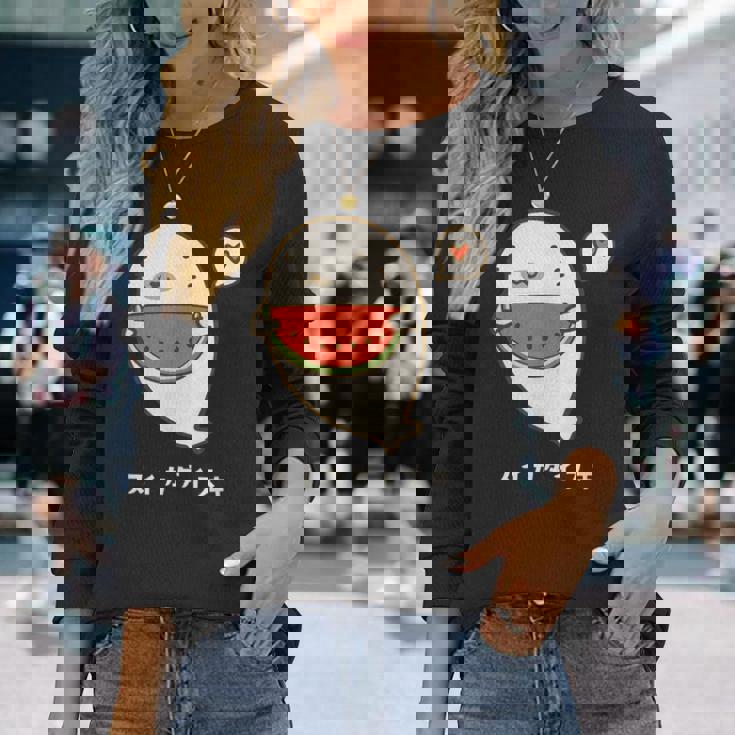 アザラシ 海豹 すいか スイカ大好き アザラシ かわいい イラスト アザラシ好き スイカ イラスト 手書き 長袖Tシャツ 彼女への贈り物