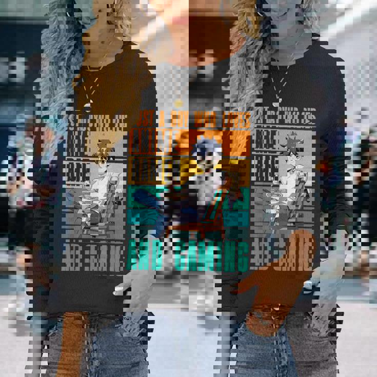 アニメラーメンとゲームが大好きな少年 カワイイゲーマー 長袖Tシャツ 彼女への贈り物