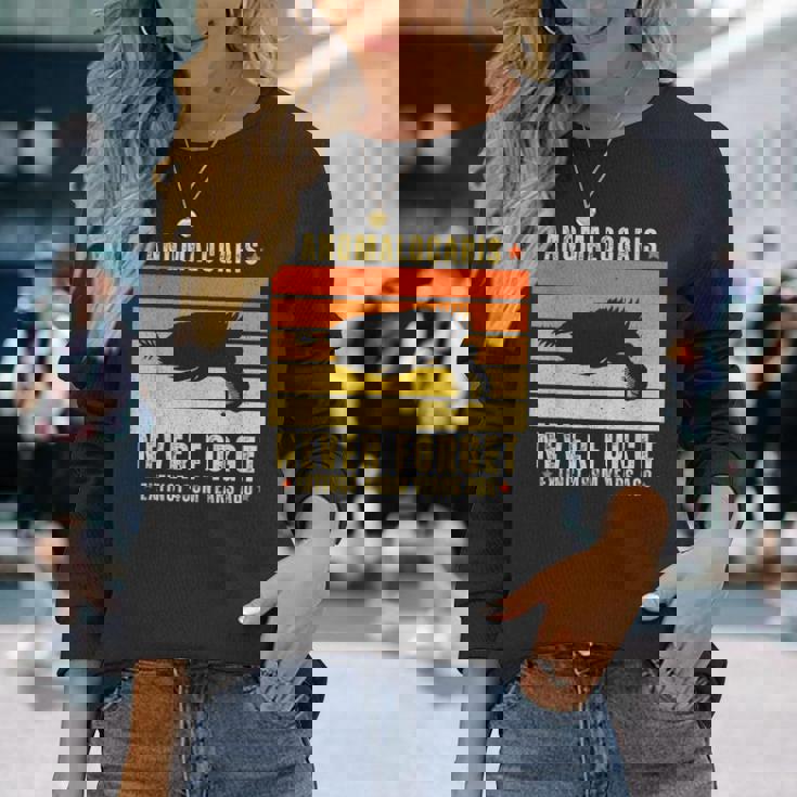 アノマロカリスは絶滅した節足動物を決して忘れない 長袖Tシャツ 彼女への贈り物