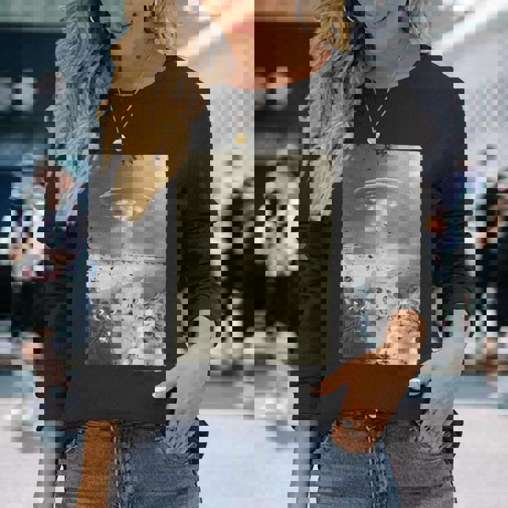 エイリアン Ufo ファニー キャッツ エイリアンの侵略猫 長袖Tシャツ 彼女への贈り物