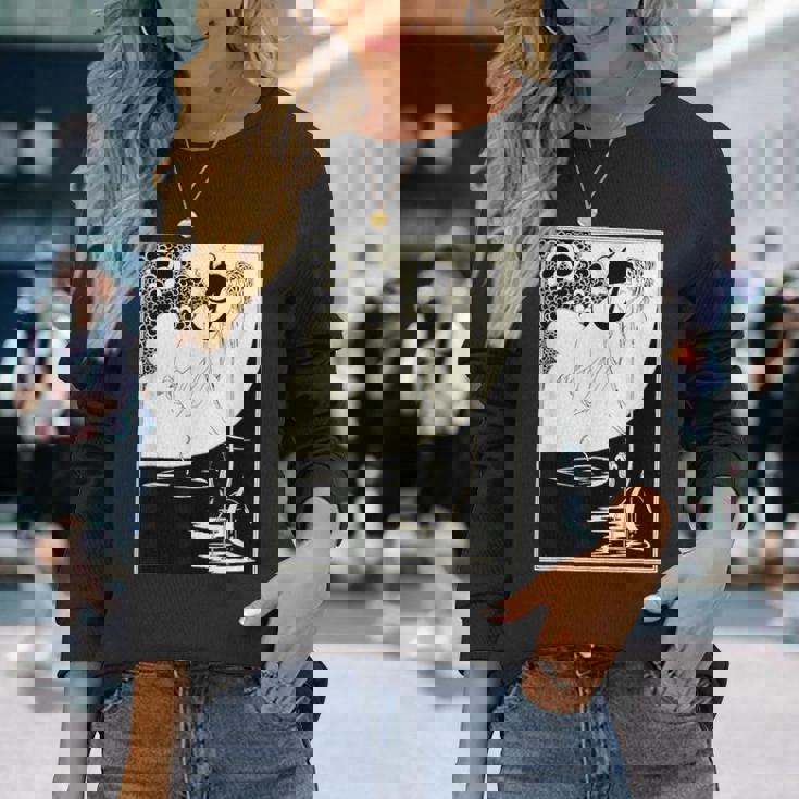 オーブリー・ビアズリーによるクライマックス 長袖Tシャツ 彼女への贈り物