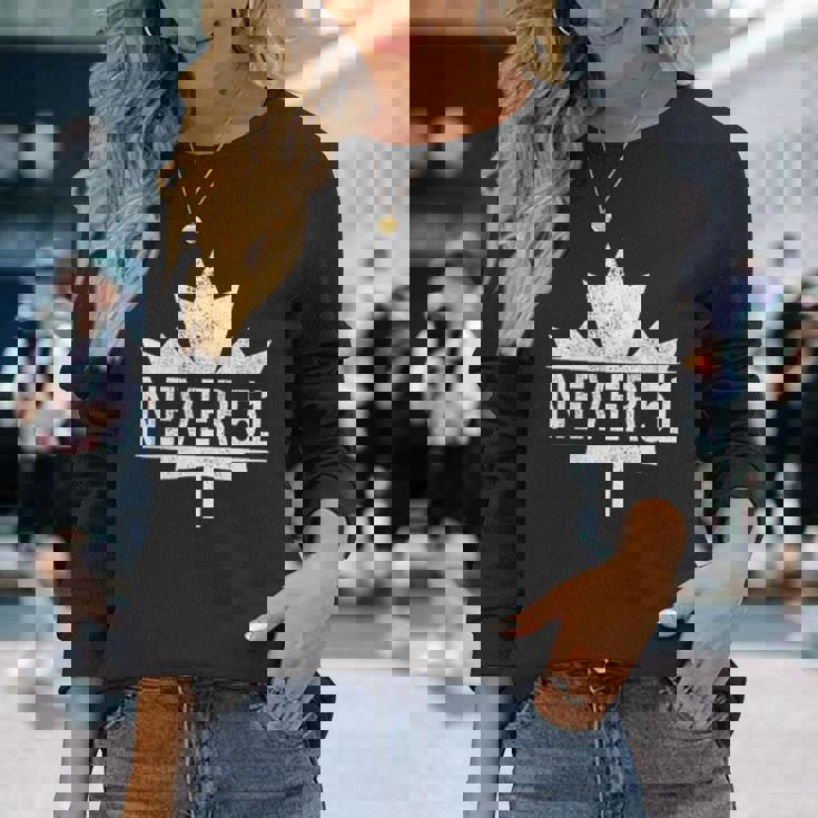 カナダ Never 51 Never 51Sttate カナダ カナダ 国旗 長袖Tシャツ 彼女への贈り物