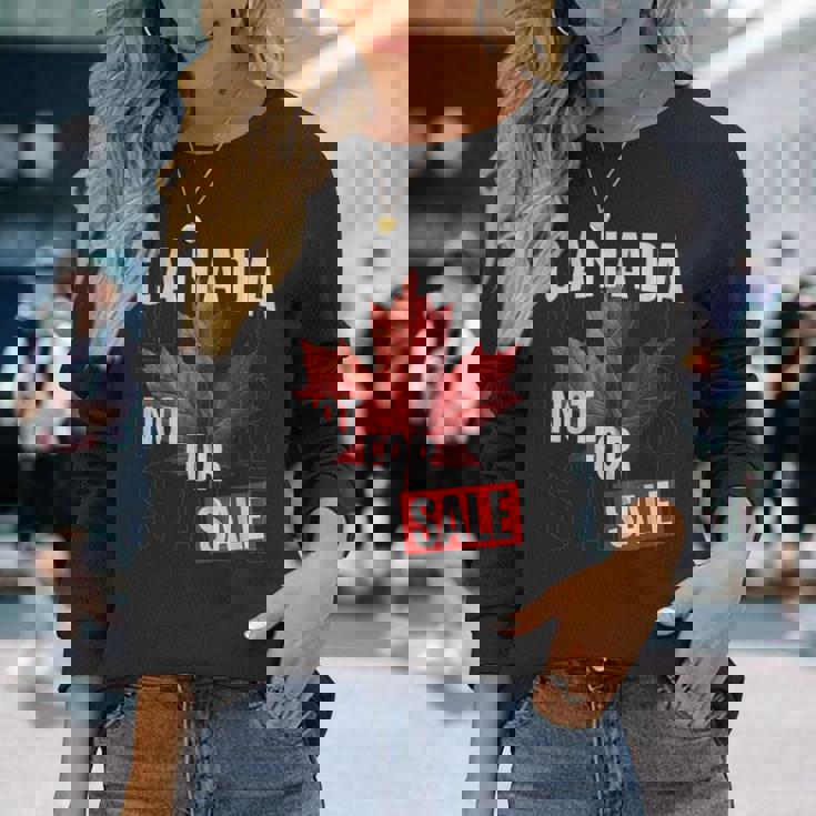 カナダはメープルリーフの愛国的なシャツと一緒に販売されていません。 長袖Tシャツ 彼女への贈り物