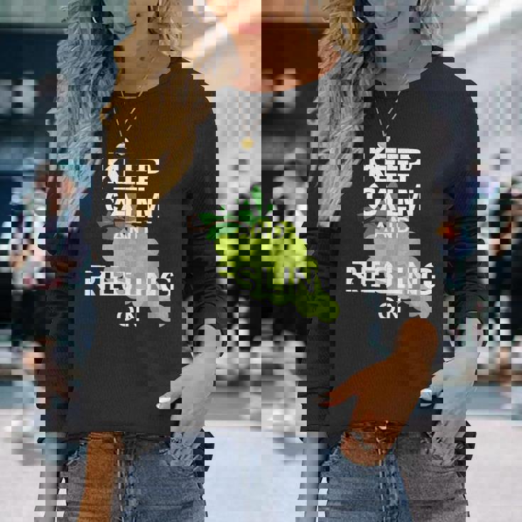 キープ・カームとリースリング・オン・ワイン 長袖Tシャツ 彼女への贈り物