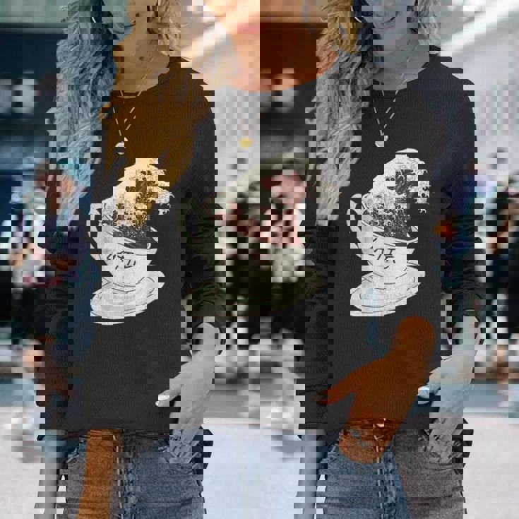 グレートウェーブ カフェラテ コーヒー カフェイン 神奈川 北斎 長袖Tシャツ 彼女への贈り物