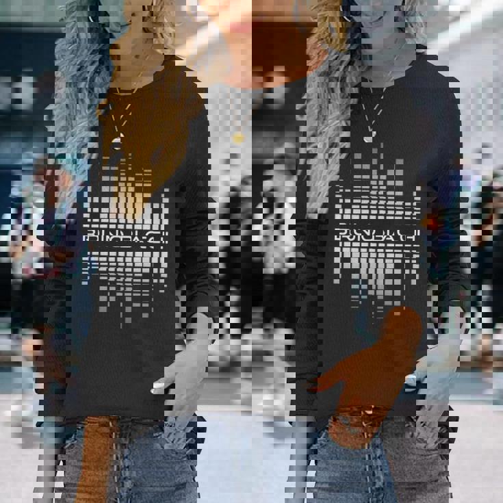 ストリートウェアシャツ黒と白のグラフィック美学 長袖tシャツ 長袖Tシャツ 彼女への贈り物