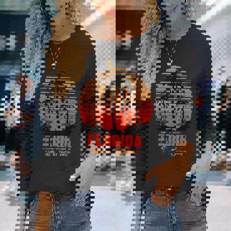 タウンアンドカントリーフロリダ 長袖Tシャツ 彼女への贈り物