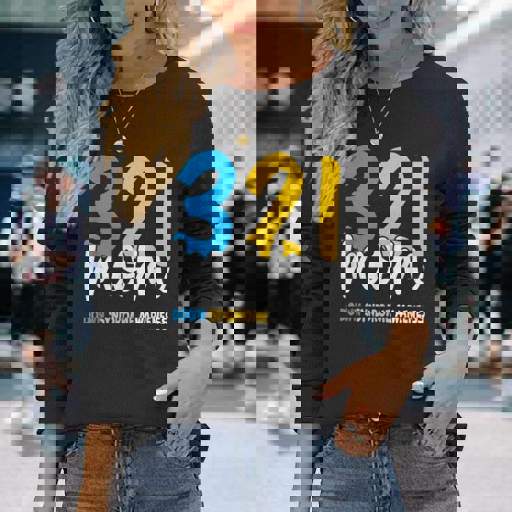 ダウン症啓発 誇り高きトリソミー 21ママダウン症 長袖Tシャツ 彼女への贈り物