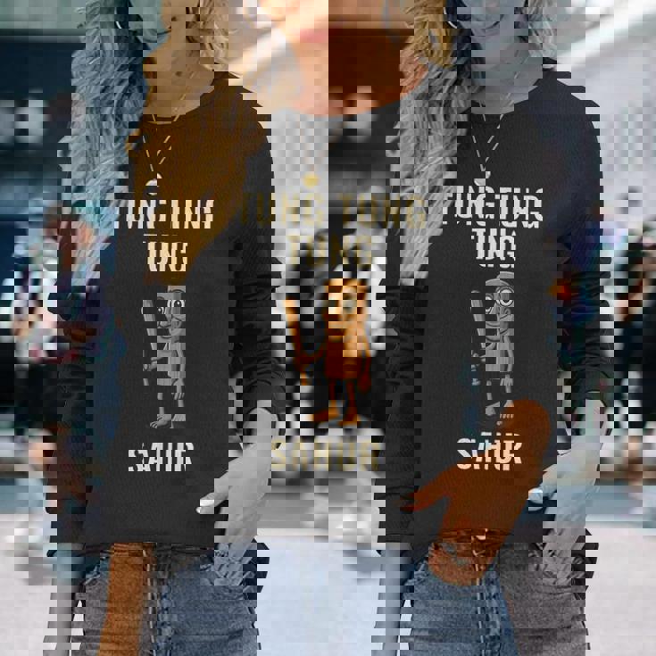 トゥン・トゥン・サフール面白いミーム 長袖Tシャツ 彼女への贈り物