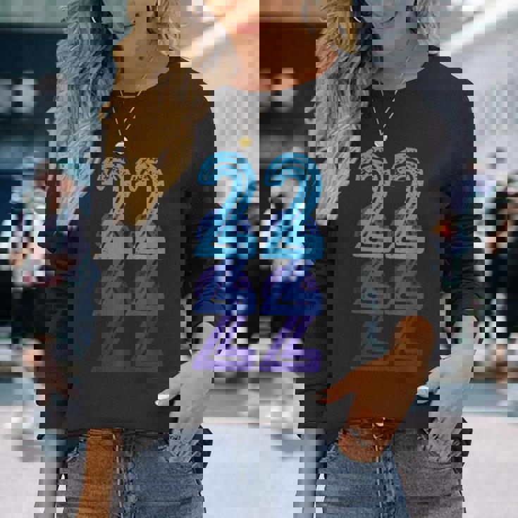 ナンバー22 ブルー ベスト クラシック カレッジスタイル 誕生日 面白い 長袖Tシャツ 彼女への贈り物