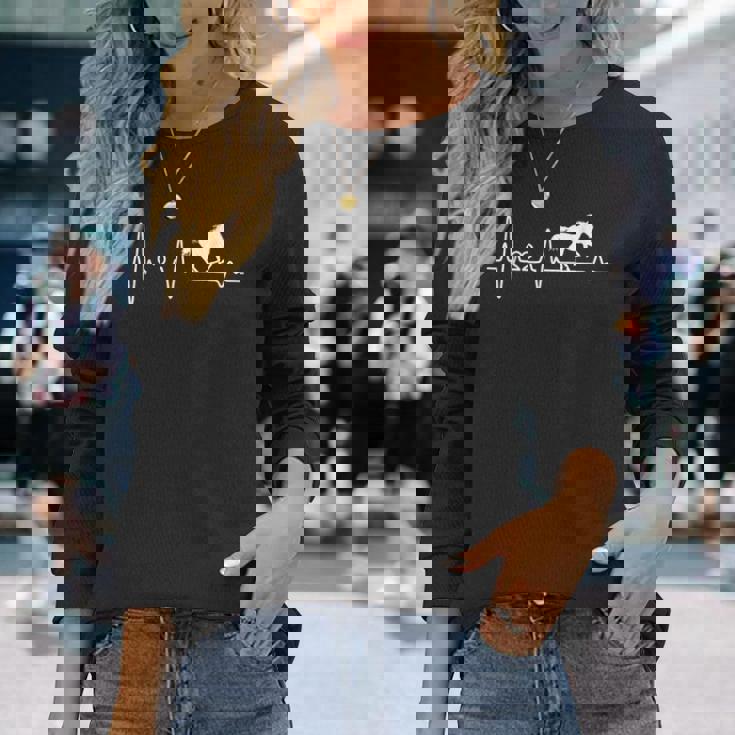 ハートビート、馬、馬好き、ライダー、贈り物、馬が大好き 長袖Tシャツ 彼女への贈り物