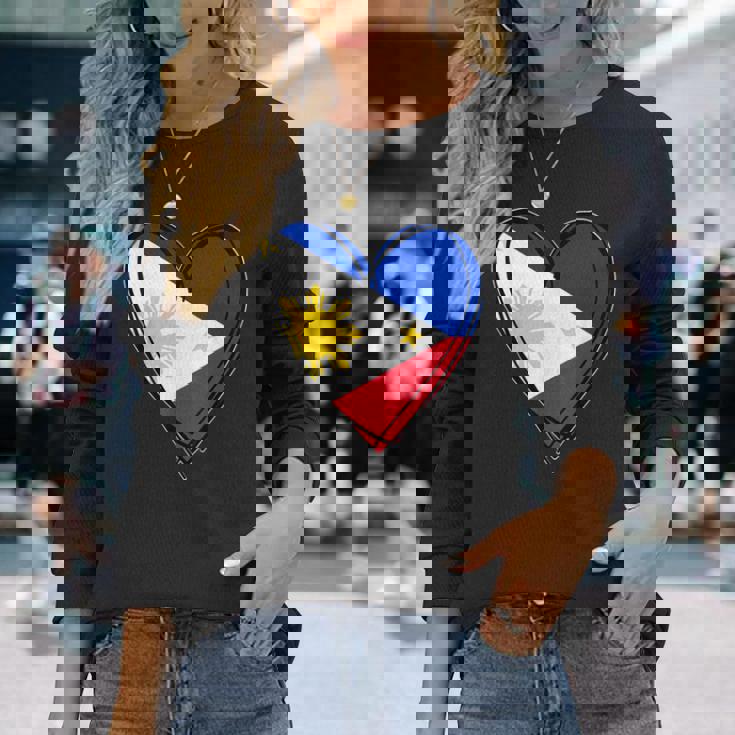 フィリピン独立記念日 I Love Philippines 国旗 ハート 長袖Tシャツ 彼女への贈り物