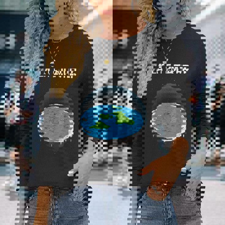 フラットアースマップ 陰謀 長袖Tシャツ 彼女への贈り物