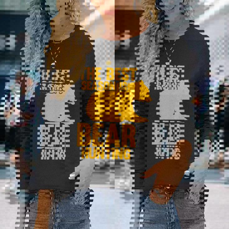 ベストシーズンはクマ狩りハンター 長袖Tシャツ 彼女への贈り物