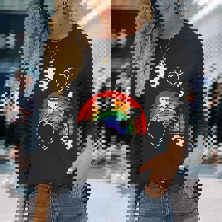 レインボーカラー ホワイト ハート ハート 雨 虹 旗 長袖Tシャツ 彼女への贈り物