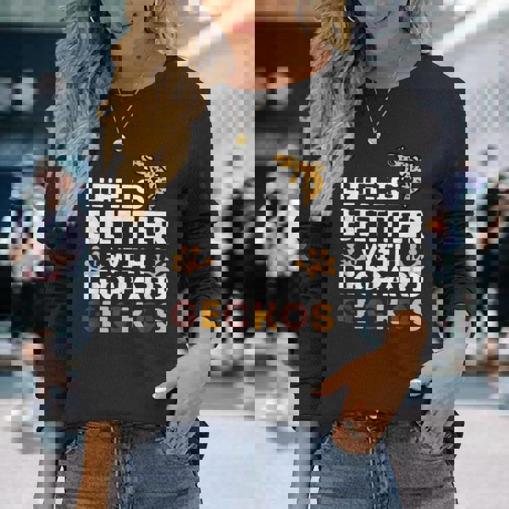 レオパード・ゲッコー愛好家 レオパード・ゲッコーと一緒なら人生はもっと楽しくなる 長袖Tシャツ 彼女への贈り物