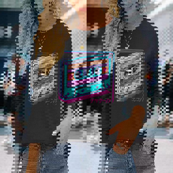 レトロヴェイパーウェイブカセット ロフィ アニメ 日本の美学 長袖Tシャツ 彼女への贈り物