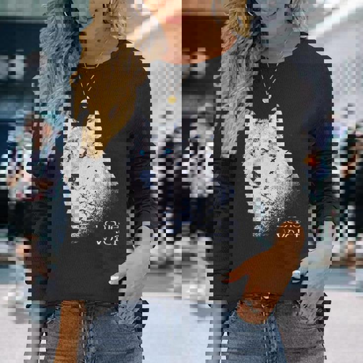 ローンウルフ 森 山 野生 野生動物 雪 オオカミ 長袖Tシャツ 彼女への贈り物