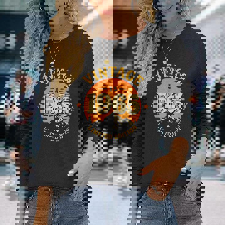 ヴィンテージ 1965年生まれ限定版 男女 誕生日 長袖Tシャツ 彼女への贈り物