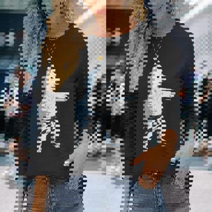 愉快な空手犬 日本のスピッツ 長袖Tシャツ 彼女への贈り物