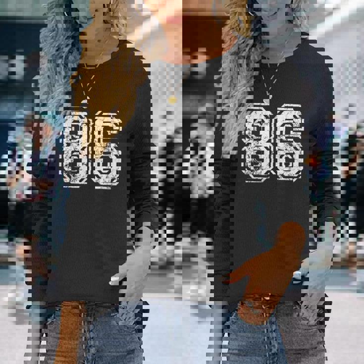 数字 86 ヴィンテージ 1986 誕生日 レトロ ヴィンテージ ルック 長袖Tシャツ 彼女への贈り物