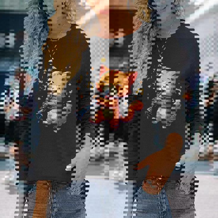 猫好きのためのかわいい猫のデザイン 猫がクラリネットを弾く 長袖Tシャツ 彼女への贈り物