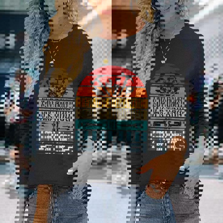 私は金物屋の男たちを長い間ロマンチックな散歩を楽しんでいます 長袖Tシャツ 彼女への贈り物