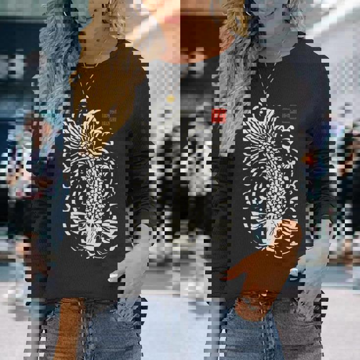 穏やかな鯉 日本禅芸術 平和な水庭鯉 長袖Tシャツ 彼女への贈り物