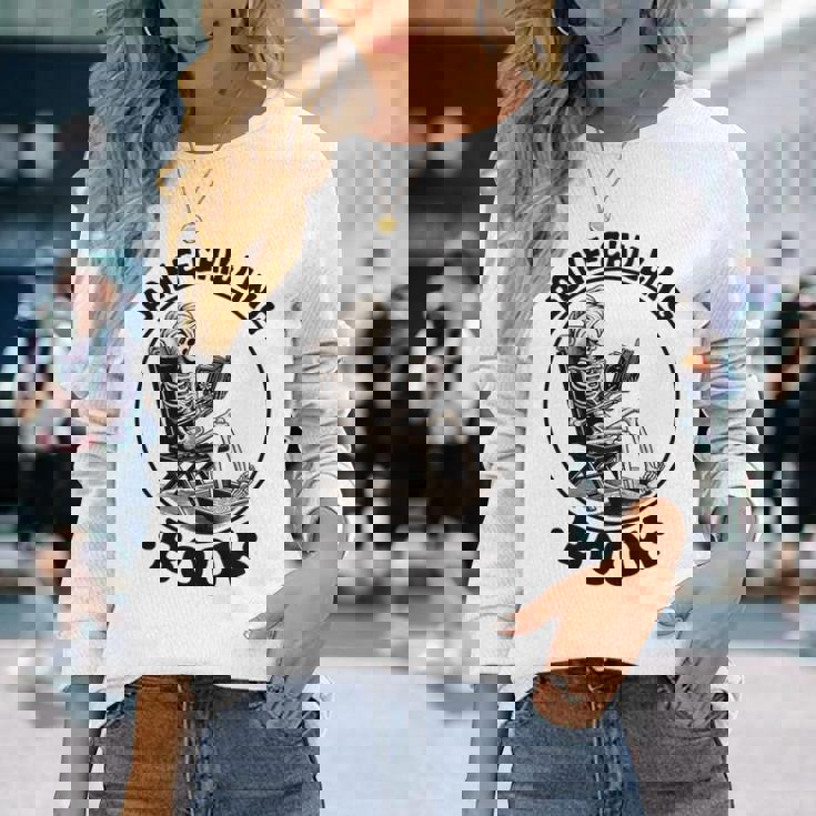 Bone-Chilling 本 スケルトン 読書 ブックワームブックラバーズ 長袖tシャツ 長袖Tシャツ 彼女への贈り物