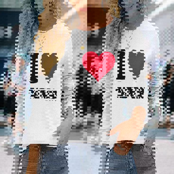 I Love Taiwan 長袖Tシャツ 彼女への贈り物