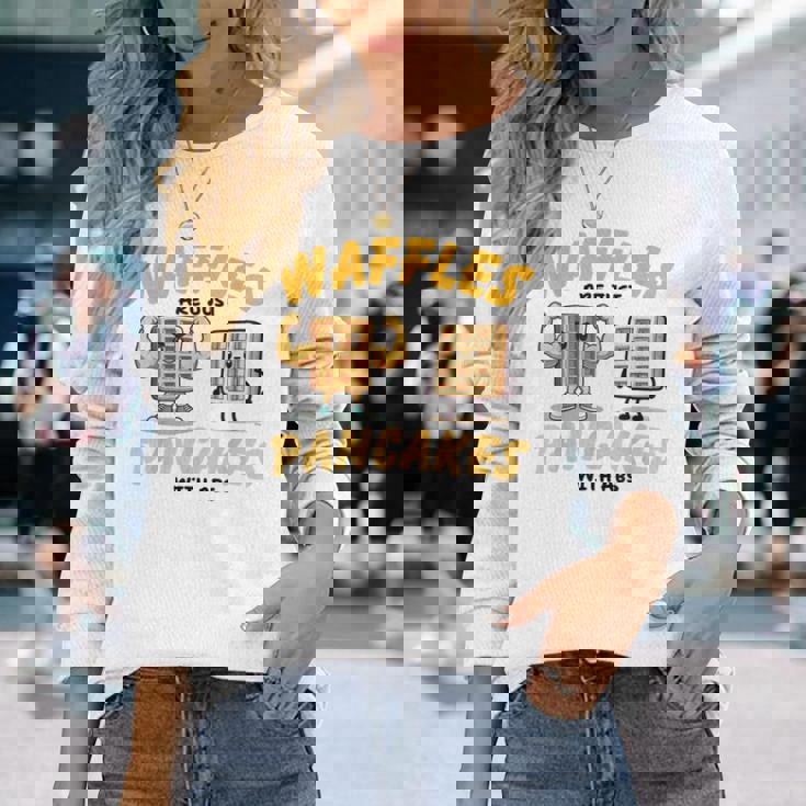 Waffles Are Just Pancakes With Abs Breakfast ワッフル愛好家 長袖Tシャツ 彼女への贈り物