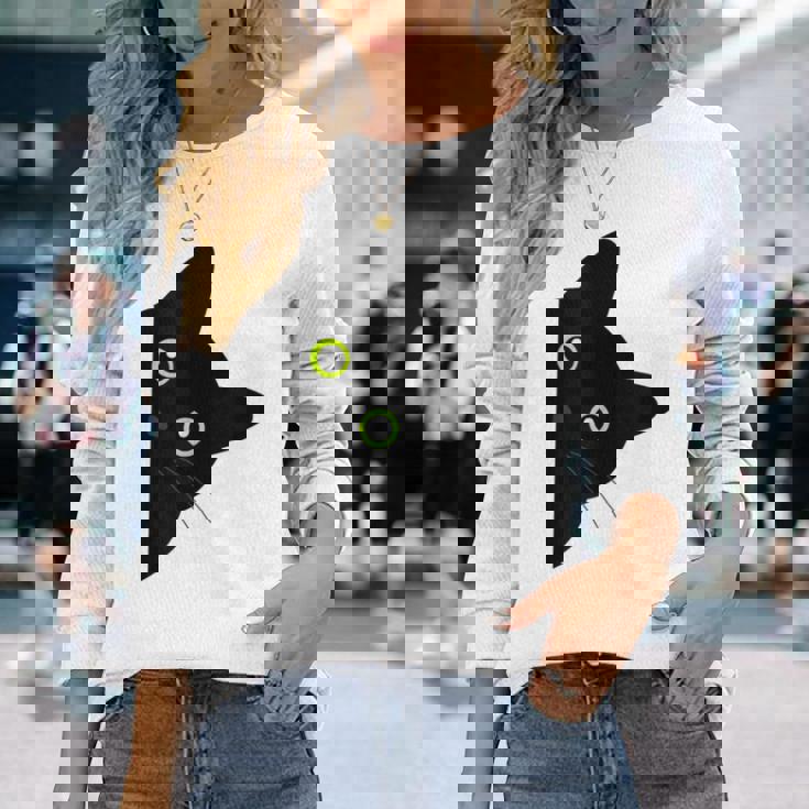 【覗くネコ】黒猫 にゃんこ 猫好き 猫 可愛い ネコ 子猫 ネコ好き 面白い 変な 遊び心 ネタ ウケ狙い おもしろ 長袖Tシャツ 彼女への贈り物