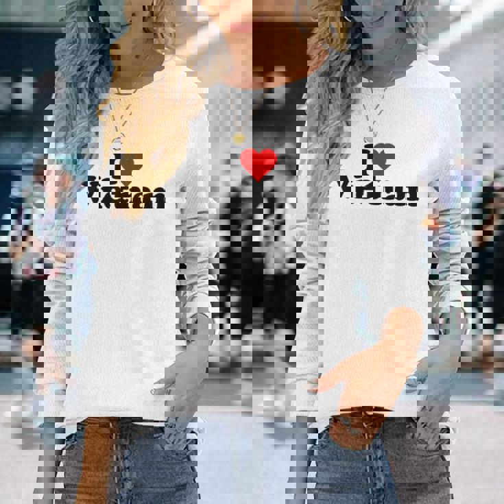 アイラブハートベトナム 長袖Tシャツ 彼女への贈り物