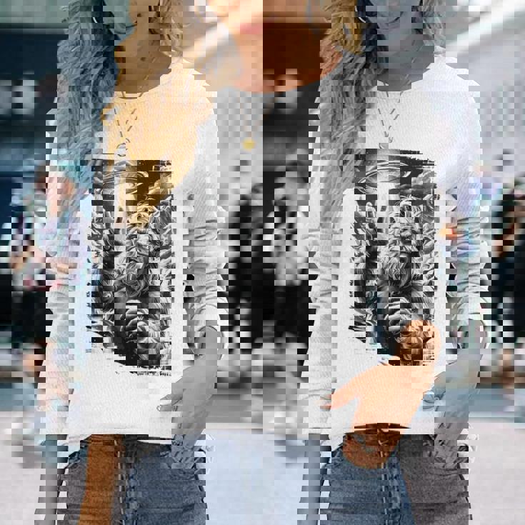 イエティ Ufo 平和 クリプティッド ユーモア マウンテン遭遇 長袖tシャツ 長袖Tシャツ 彼女への贈り物