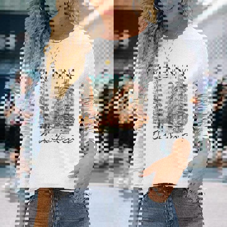 ウィーン オーストリア 旅行 お土産 Meet Me Inienna 長袖Tシャツ 彼女への贈り物