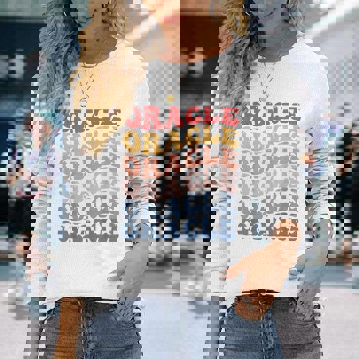 オラクル・グルーヴィー・レトロ 長袖Tシャツ 彼女への贈り物