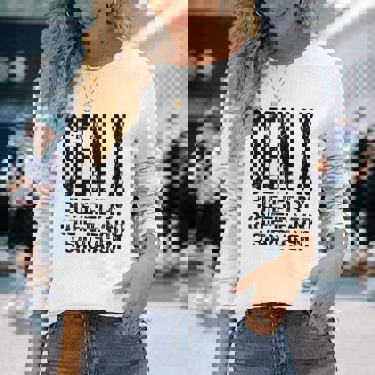 コーヒーと皮肉なユーモアに刺激された面白いジェネレーションx Gen X 長袖Tシャツ 彼女への贈り物