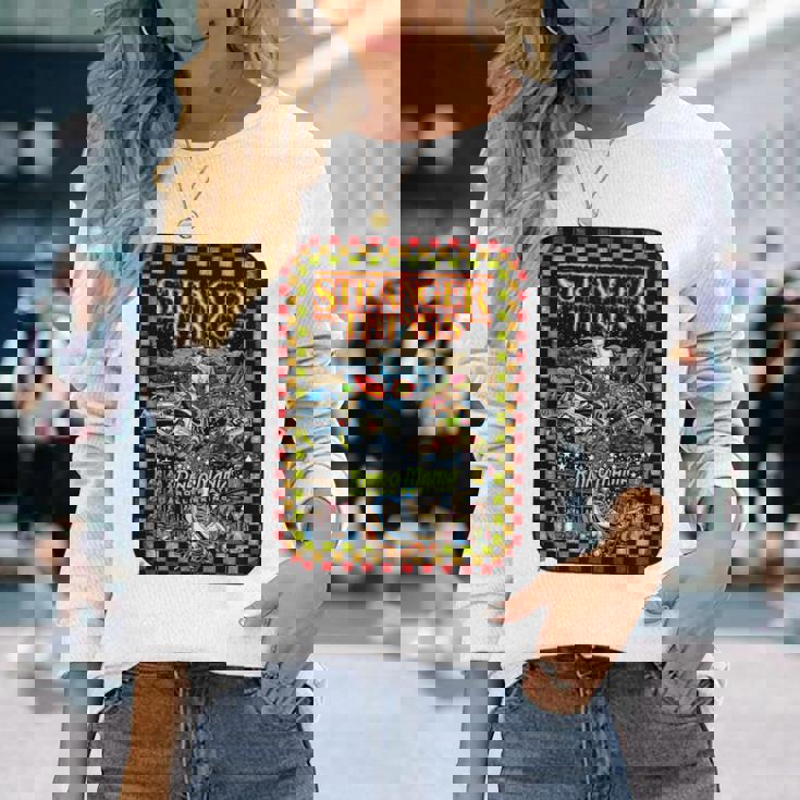 ストレンジャー・シングス プロモ コミック イレブン リンク O マニア レトロ 80年代 長袖tシャツ 長袖Tシャツ 彼女への贈り物