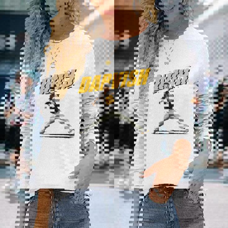 ダルビッシュ有 長袖Tシャツ 彼女への贈り物