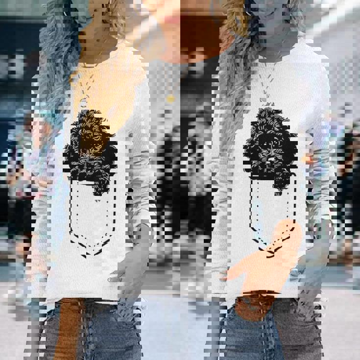 トイプードルのポケット 長袖Tシャツ 彼女への贈り物