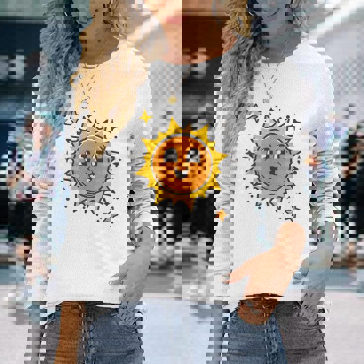 ハッピーサン 長袖Tシャツ 彼女への贈り物