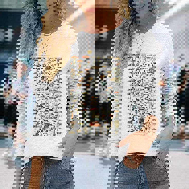 ヴィンテージ キノコ チャート イラスト キノコ モレルハンター 長袖Tシャツ 彼女への贈り物