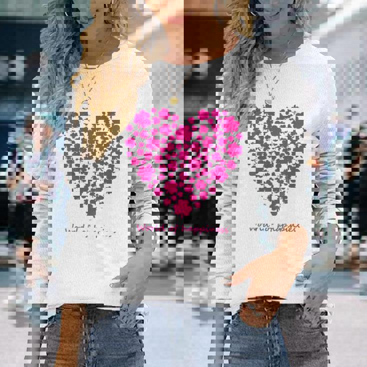 世界中の幸せを願う 可愛い ハート ピンク クローバー 反戦 平和 バックプリント 長袖Tシャツ 彼女への贈り物