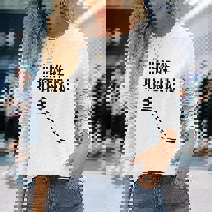 私には潜在的なエネルギーがある面白い物理学 長袖Tシャツ 彼女への贈り物