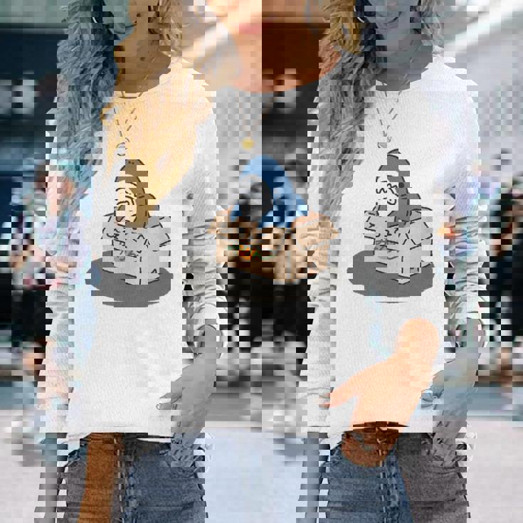 箱入りサメ 長袖Tシャツ 彼女への贈り物