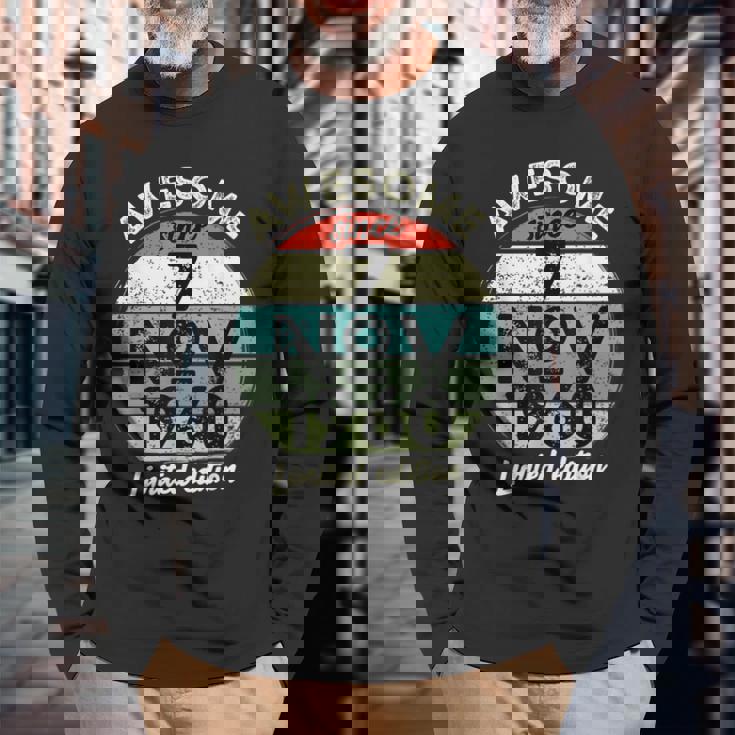 1960年11月7日 65歳の誕生日 65歳 2025年 誕生日 長袖Tシャツ 高齢者への贈り物